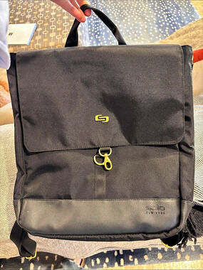 solo Backpack in Black